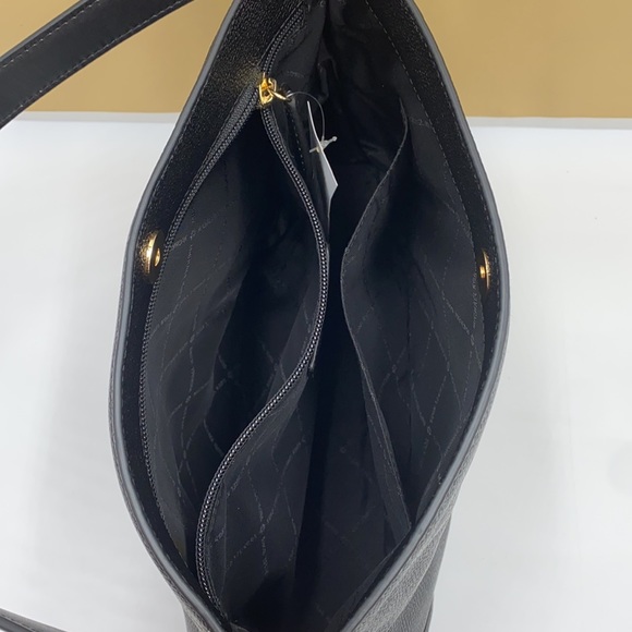 MICHAEL KORS BLACK NICOLE MD PEBBLE SHOULDER BAG - Picture 11 of 16